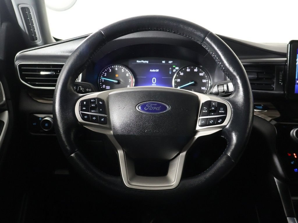 Used 2022 Ford Explorer Limited w/ Equipment Group 301A RWD image 42