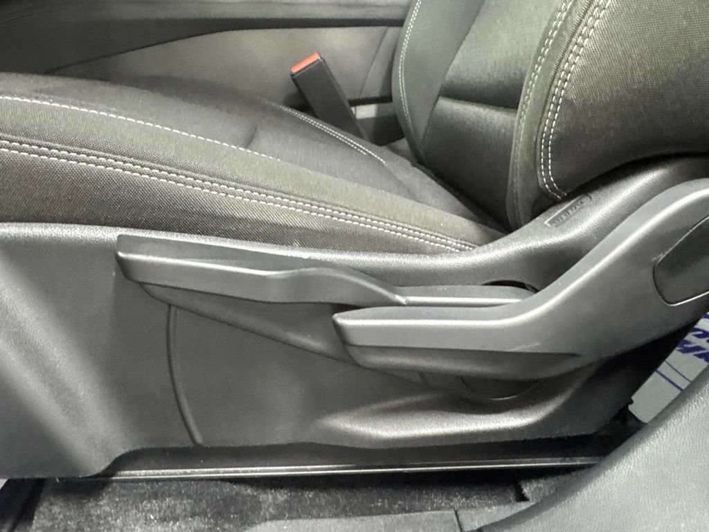 Used 2025 Chevrolet Blazer EV LT AWD/4WD image 10