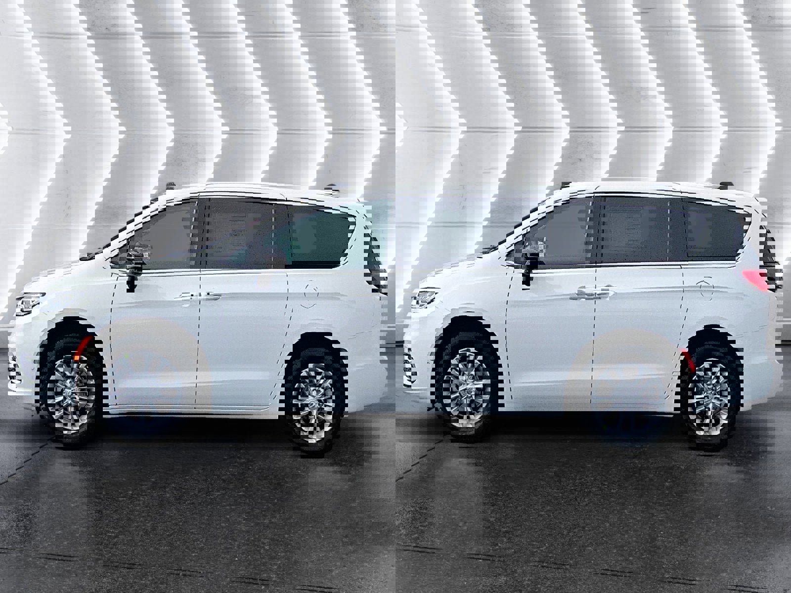 New 2026 Chrysler Pacifica Select image 3