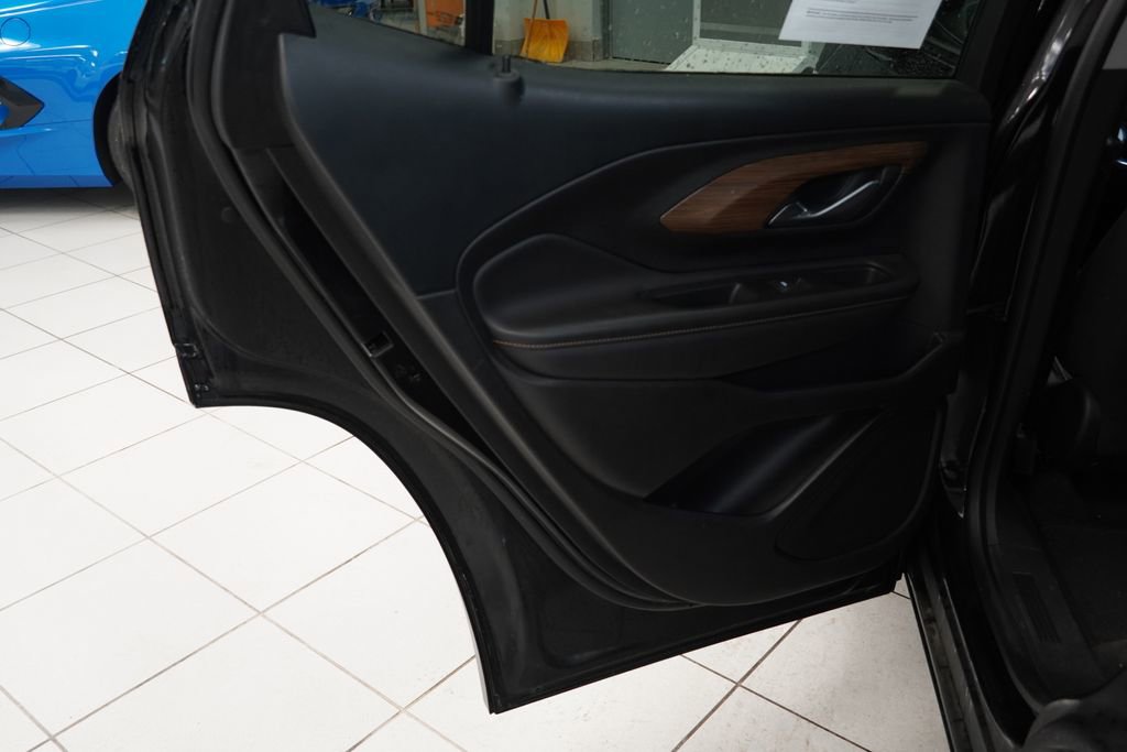 Used 2020 GMC Terrain SLE w/ Driver Convenience Package image 18