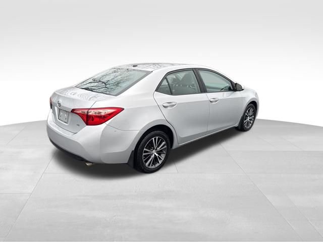 Used 2018 Toyota Corolla LE w/ LE Premium Package w/Moonroof image 5