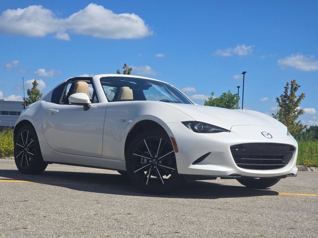 Used 2026 MAZDA MX-5 Miata RF Grand Touring RWD image 2