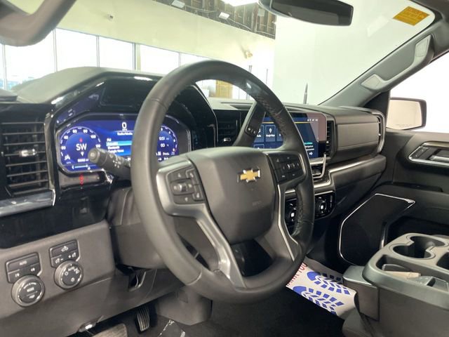 Used 2024 Chevrolet Silverado 1500 LT image 14