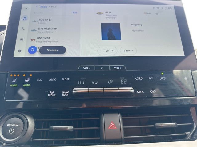 Used 2024 Toyota bZ4X XLE w/ Weather Package image 25