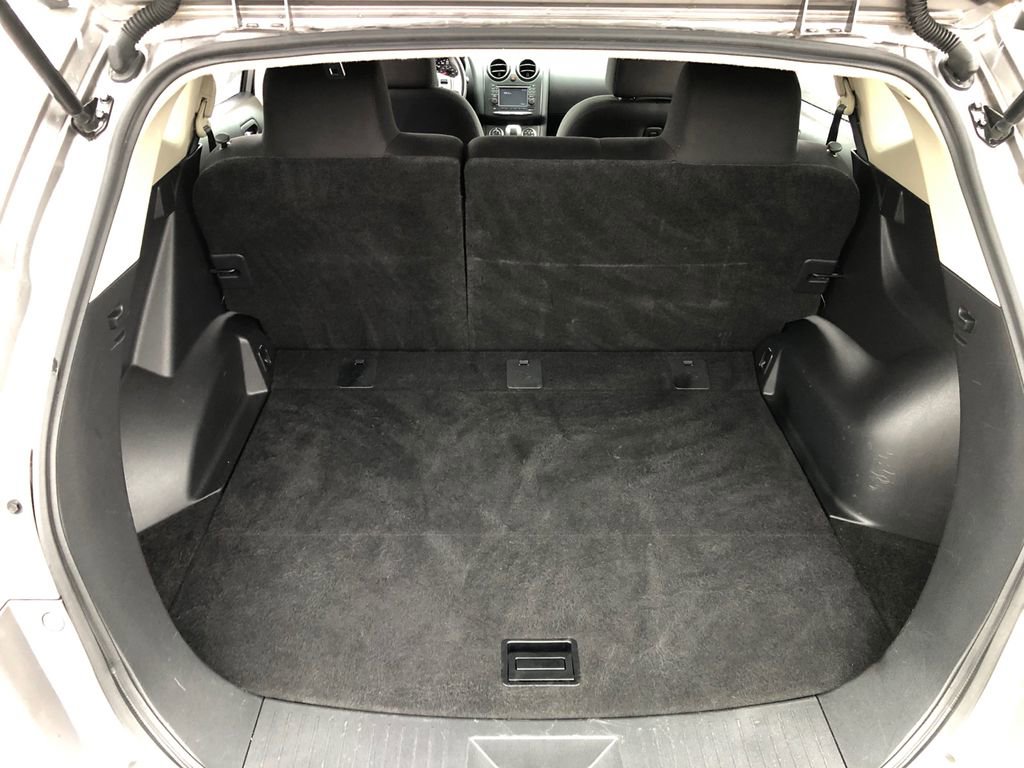 Used 2013 Nissan Rogue SV w/ Premium Pkg image 17