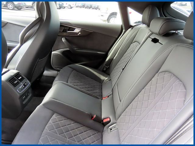 Used 2025 Audi S5 Premium image 10