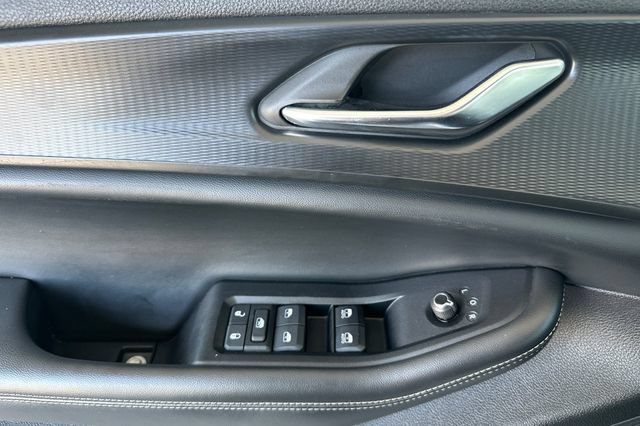 Certified 2024 Jeep Grand Cherokee L Laredo AWD/4WD image 11