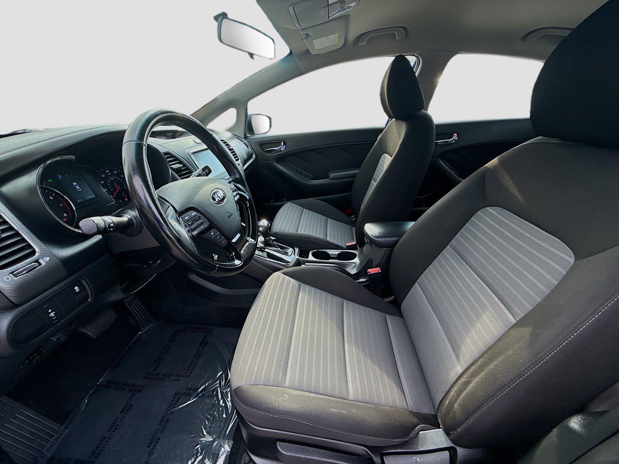 Used 2018 Kia Forte S image 18