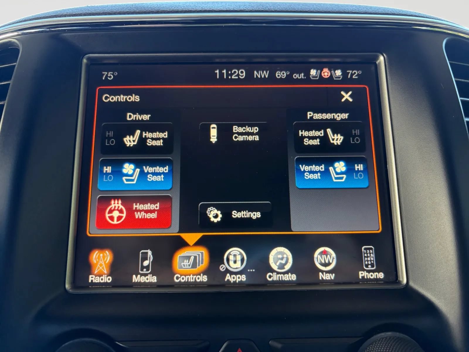 Used 2017 Jeep Grand Cherokee Trailhawk w/ Trailhawk Luxury Group AWD/4WD image 24