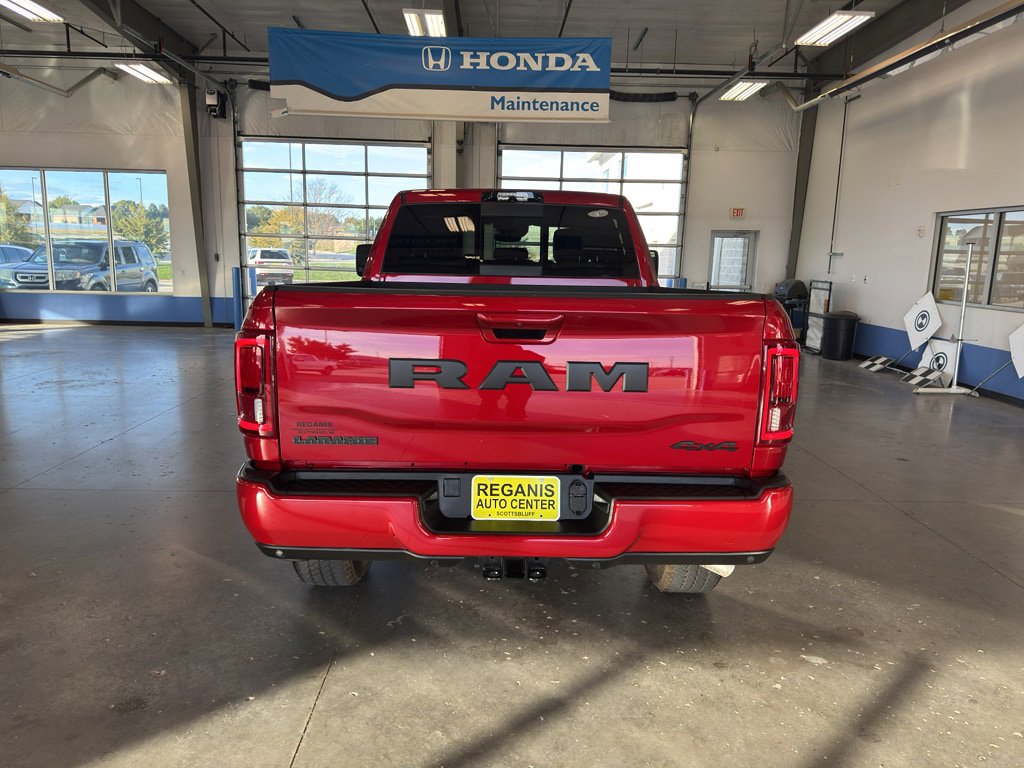 New 2026 RAM 2500 Laramie AWD/4WD image 4