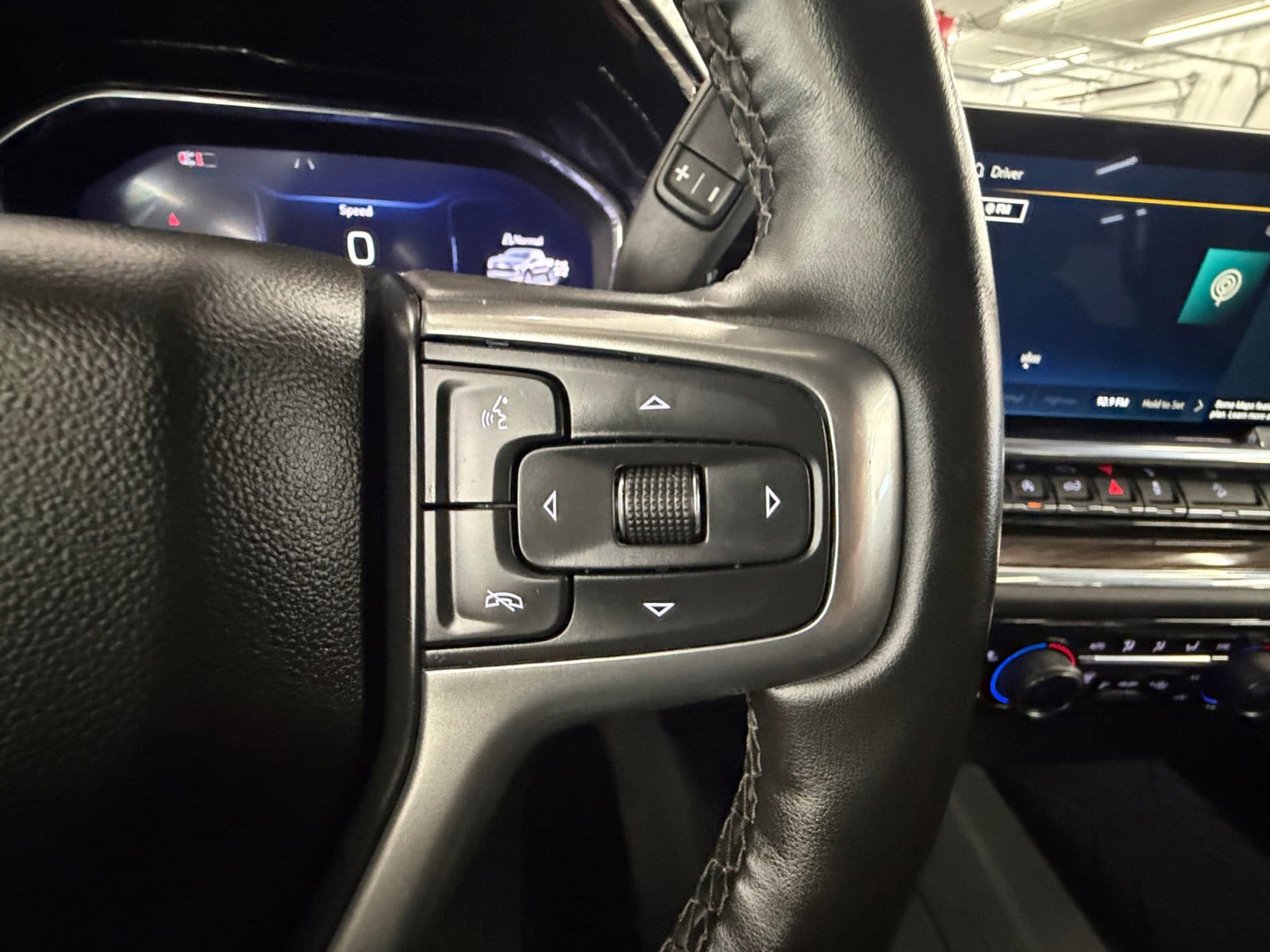 Used 2024 Chevrolet Silverado 1500 RST AWD/4WD image 18
