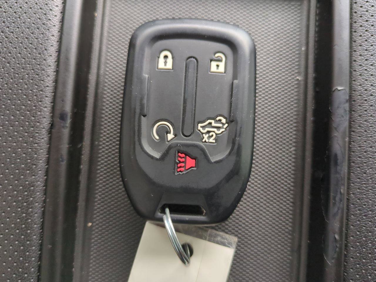 Used 2020 Chevrolet Silverado 1500 High Country w/ Technology Package AWD/4WD image 25