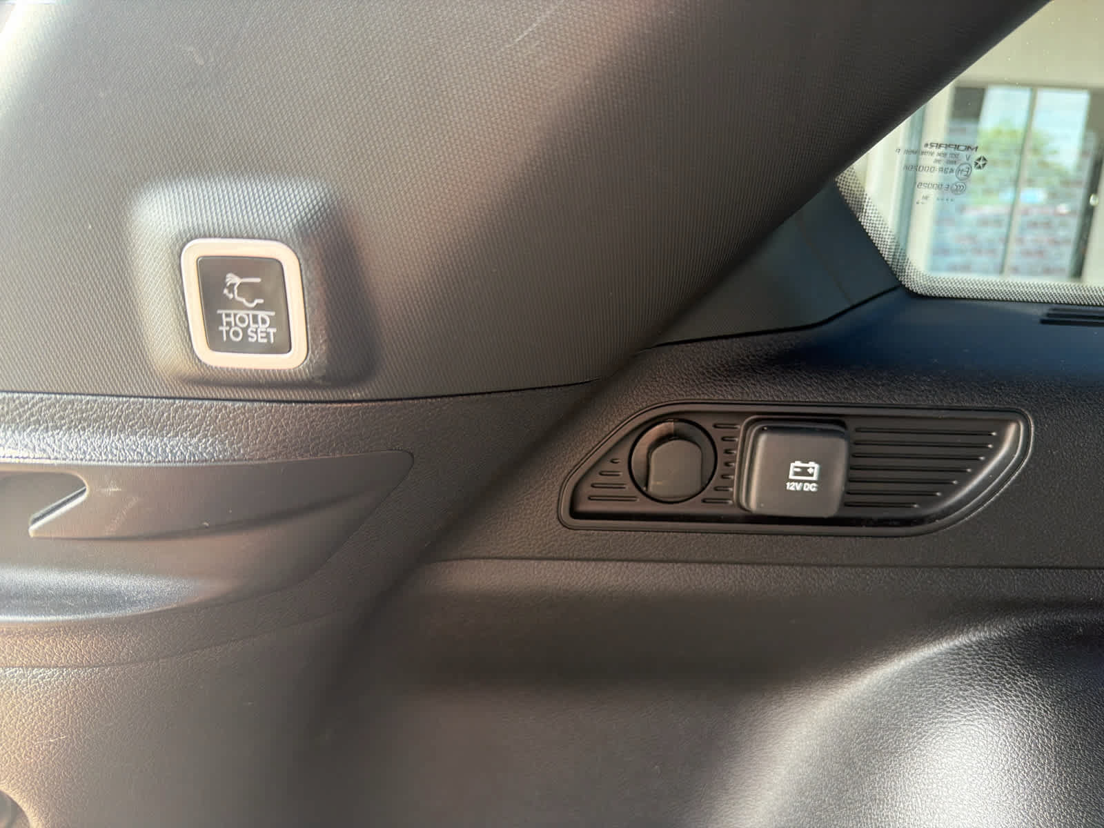 Used 2024 Jeep Grand Cherokee Limited AWD/4WD image 30