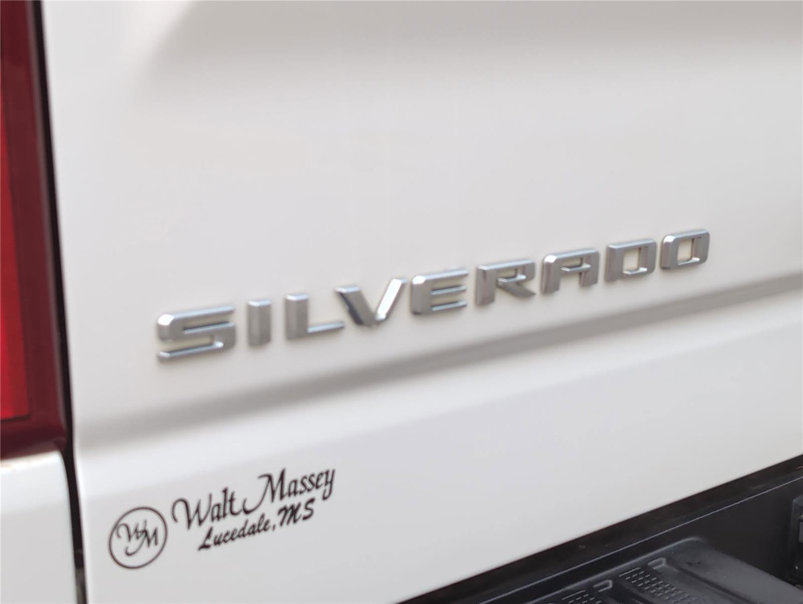 Used 2022 Chevrolet Silverado 1500 LTZ image 31