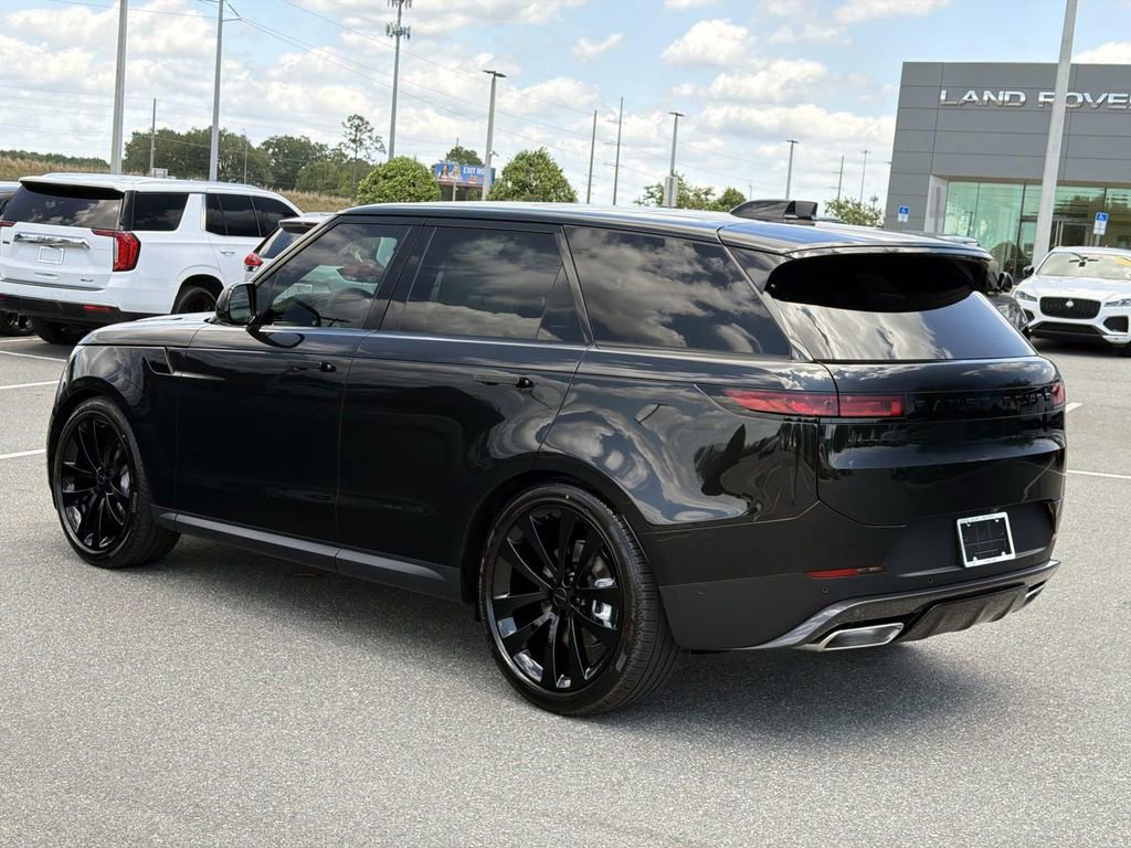 New 2026 Land Rover Range Rover Sport SE AWD/4WD image 3