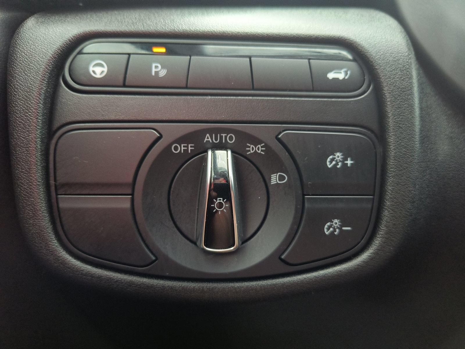 Certified 2025 INFINITI QX50 Luxe AWD/4WD image 16