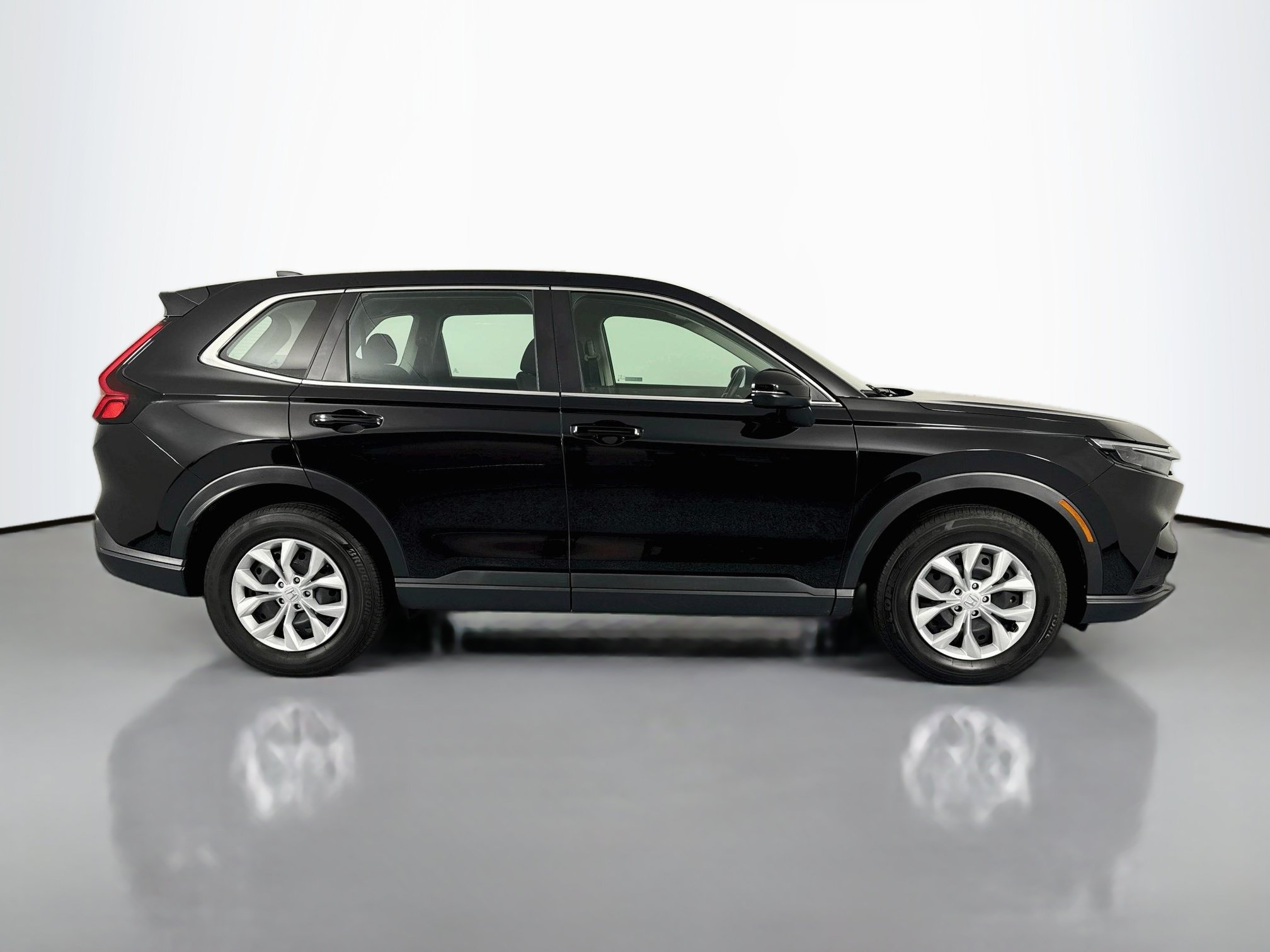 Certified 2023 Honda CR-V LX image 4