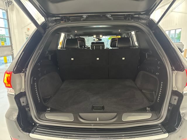 Used 2018 Jeep Grand Cherokee Limited AWD/4WD image 30