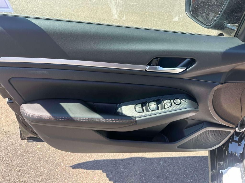New 2026 Nissan Altima 2.5 SR FWD image 16