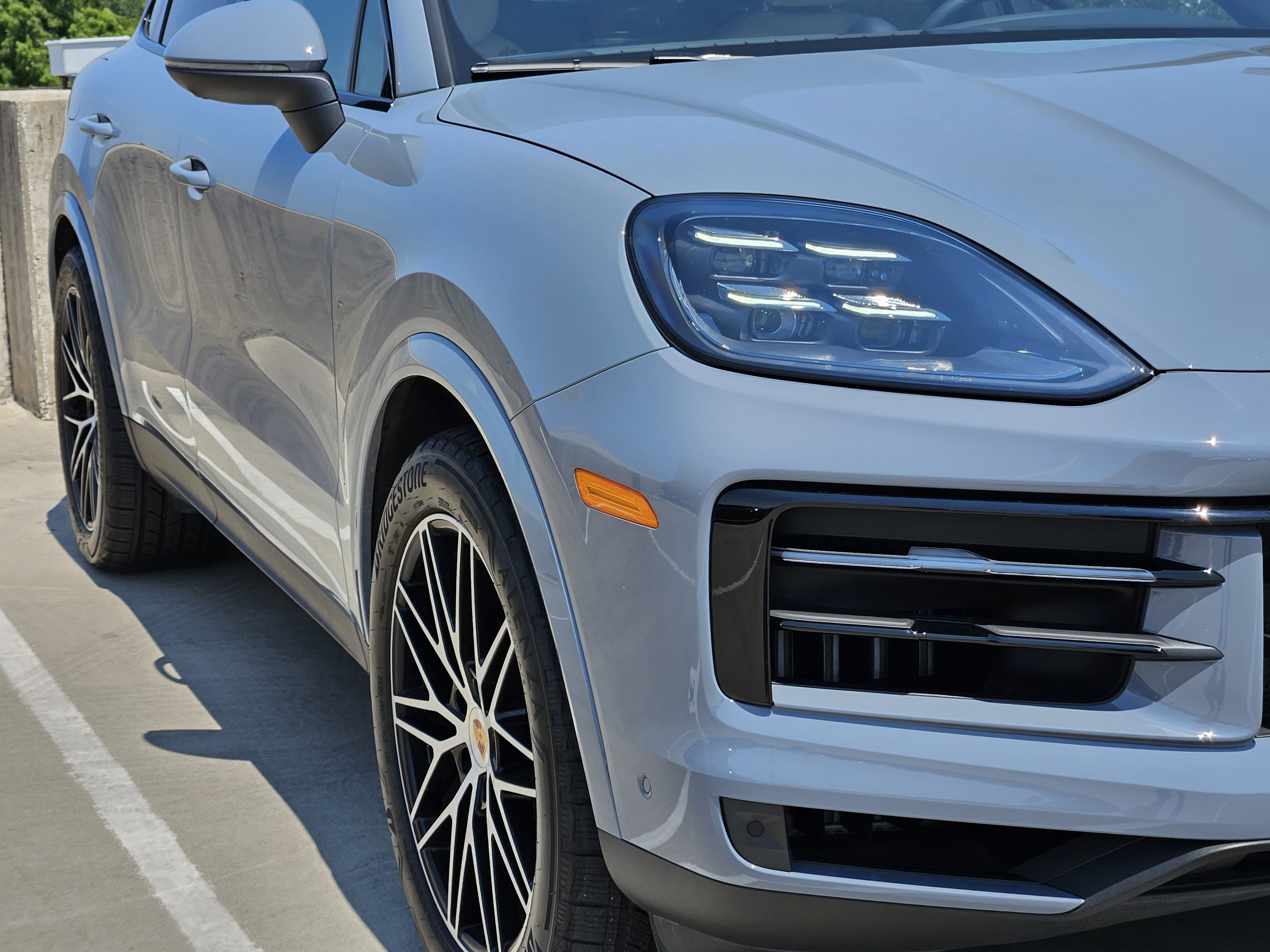 Certified 2025 Porsche Cayenne Coupe image 14