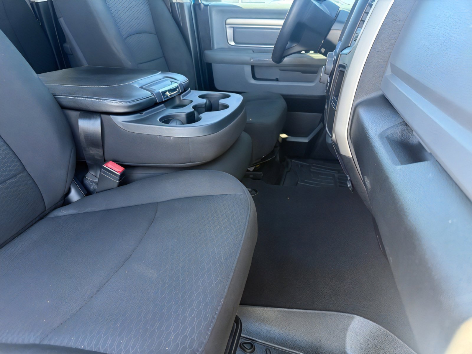 Used 2020 RAM 1500 Classic Warlock w/ Electronics Group image 32