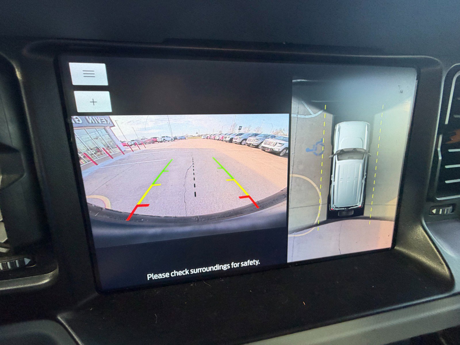 Used 2022 Ford Bronco Badlands image 18