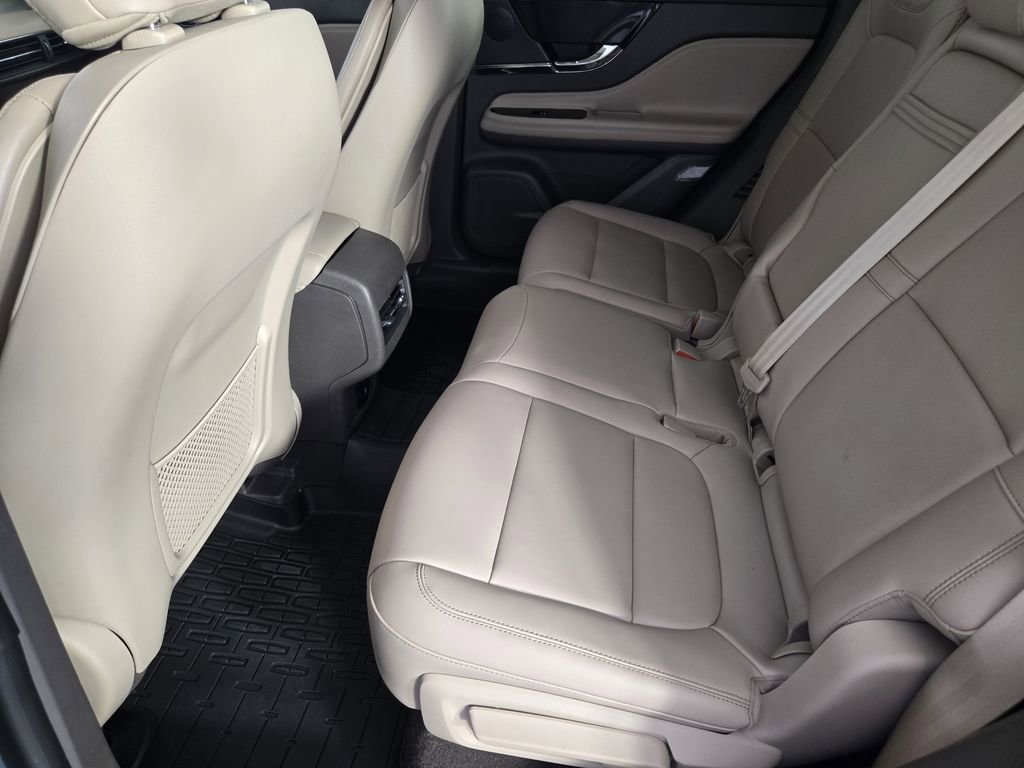 Used 2024 Lincoln Corsair FWD image 33