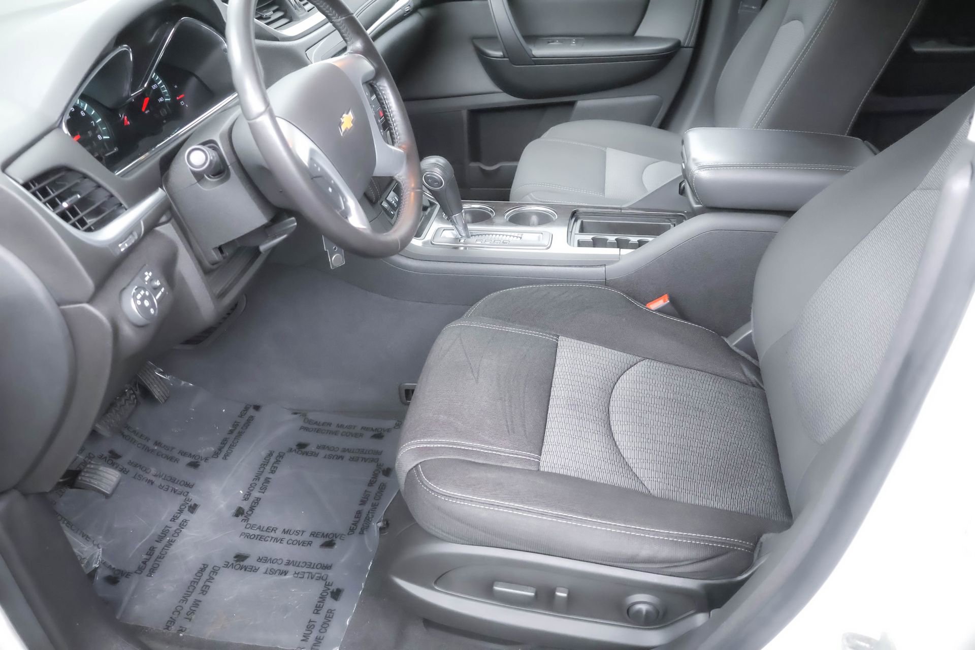 Used 2015 Chevrolet Traverse LT image 6