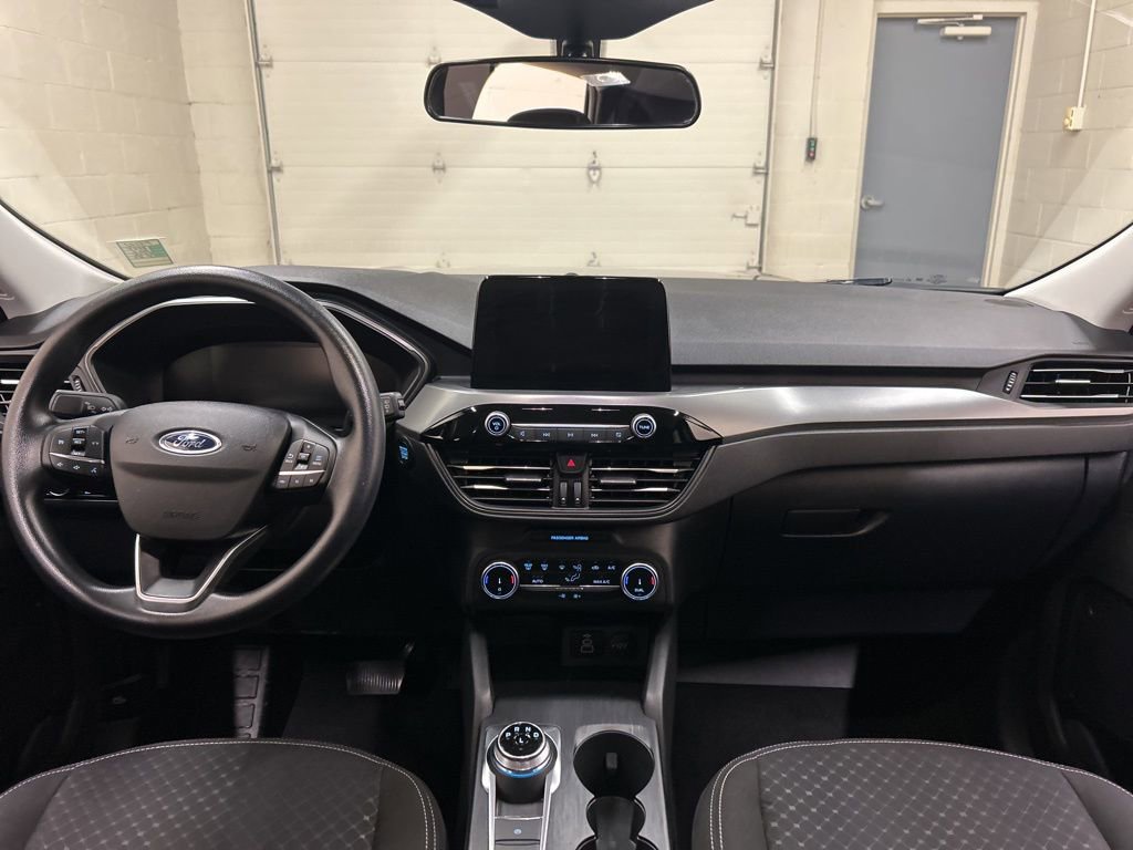 Used 2025 Ford Escape Active image 18