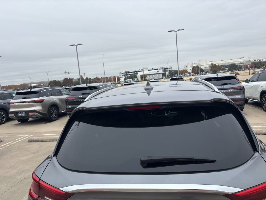 Used 2020 INFINITI QX50 Luxe image 8
