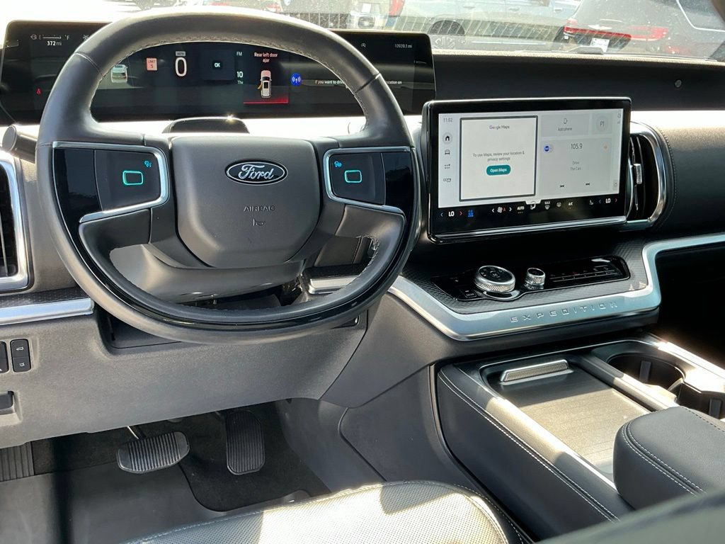 Certified 2025 Ford Expedition Max Platinum w/ Stealth Performance Package AWD/4WD image 36