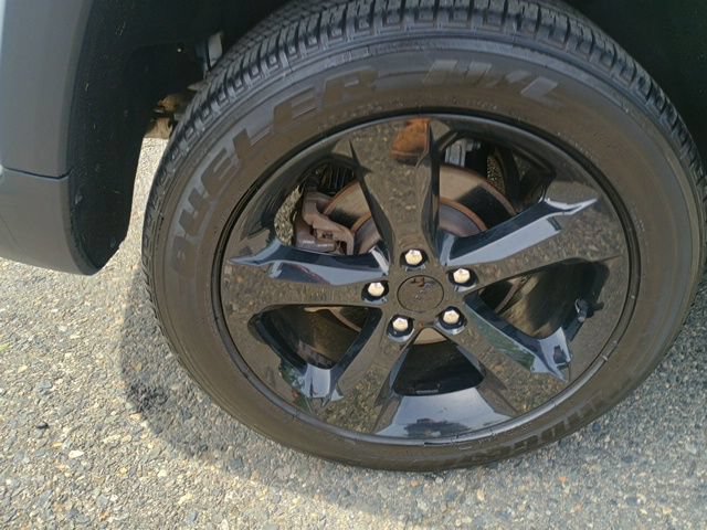 Certified 2023 Jeep Grand Cherokee Altitude AWD/4WD image 12