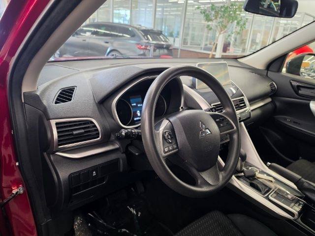 Used 2018 Mitsubishi Eclipse Cross LE AWD/4WD image 13