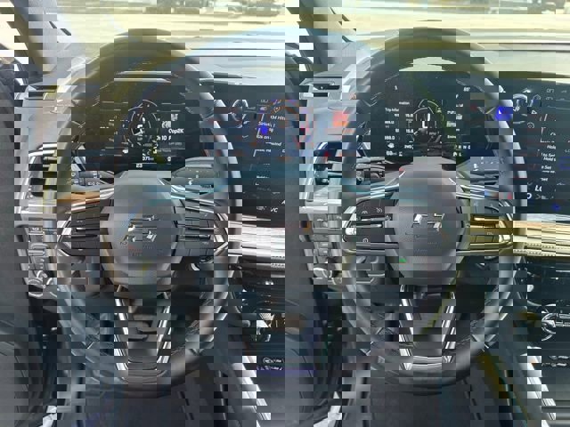 Certified 2025 Chevrolet Suburban Z71 image 6