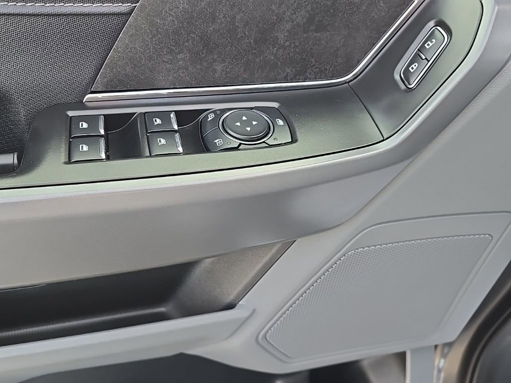 Used 2025 Ford F150 XLT w/ Equipment Group 301A Standard image 10