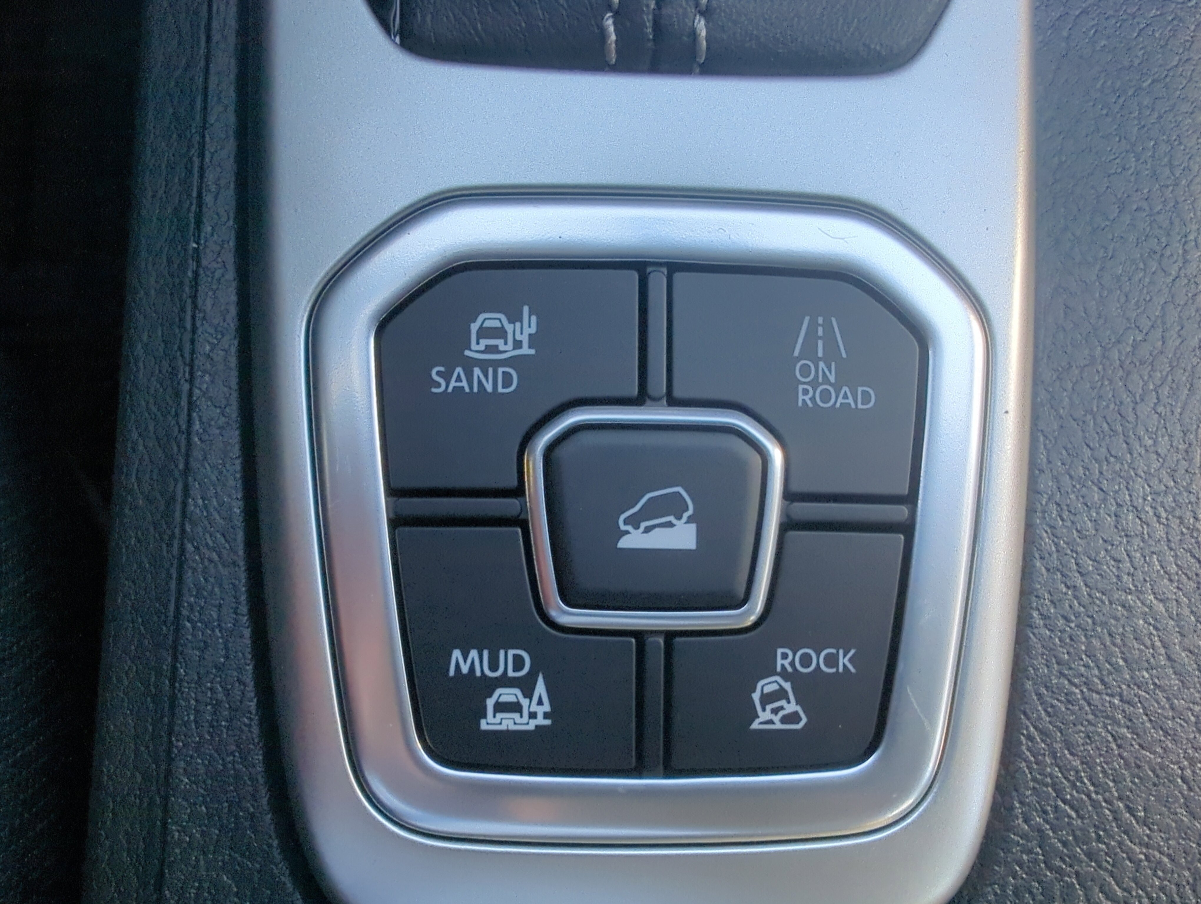 New 2026 Nissan Frontier SV w/ SV Convenience Package image 22