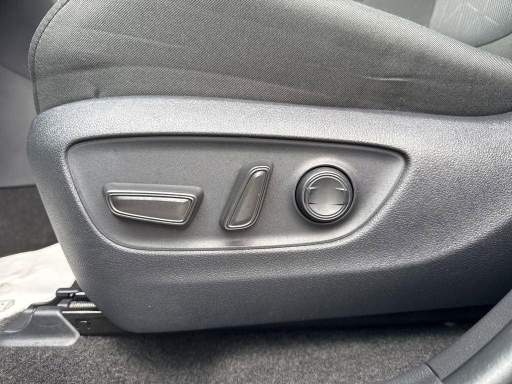 Certified 2025 Toyota RAV4 XLE image 26