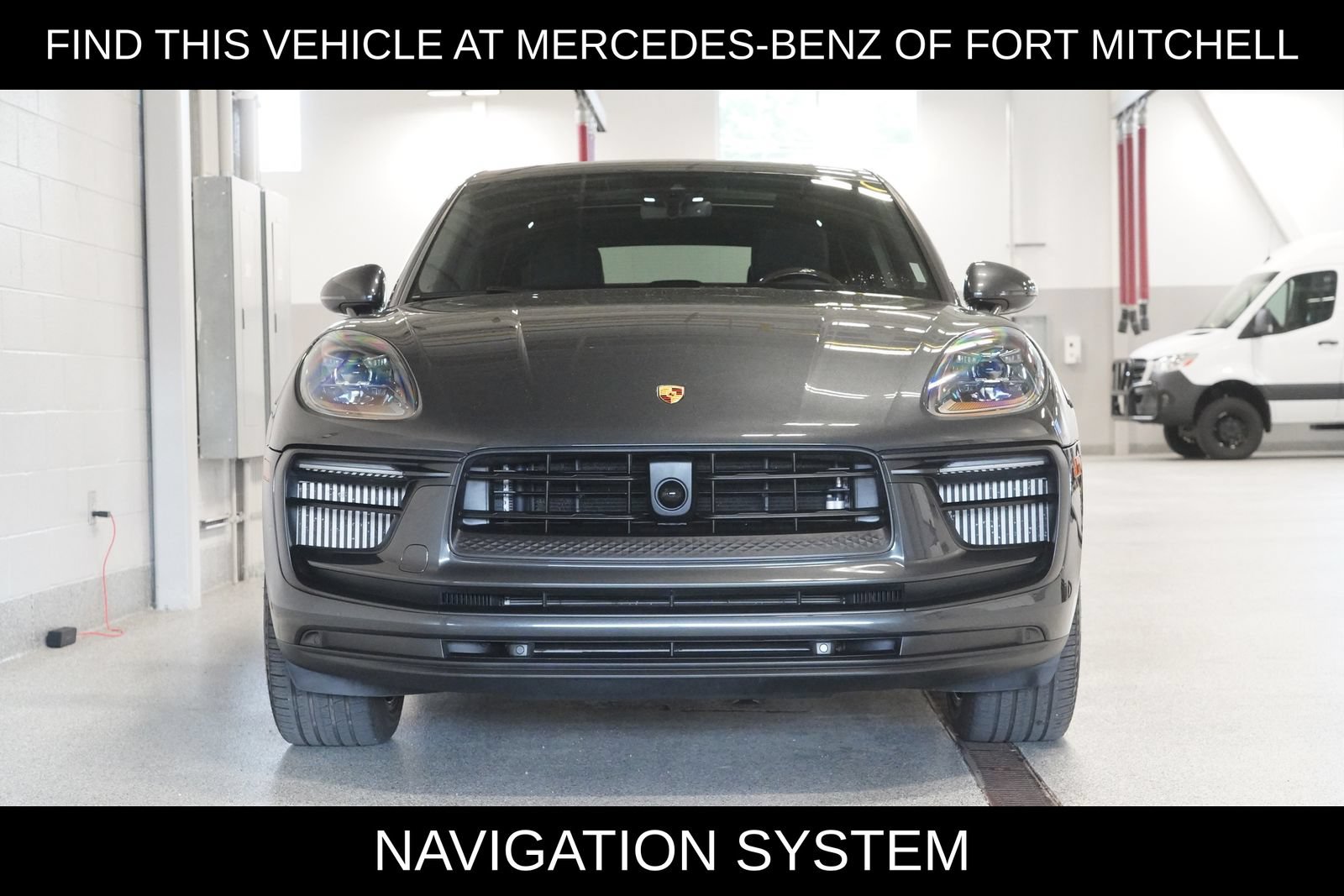 Used 2024 Porsche Macan S AWD/4WD image 2