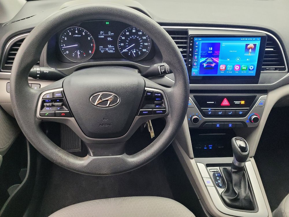 Used 2018 Hyundai Elantra SE w/ Cargo Package FWD image 22