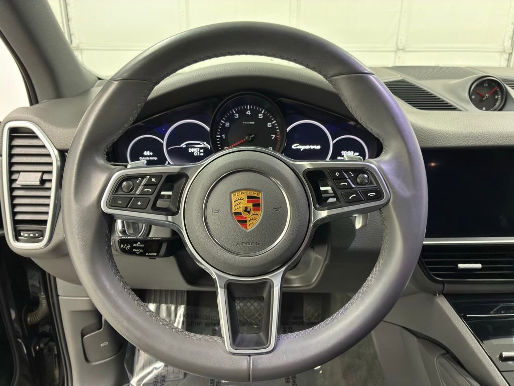 Used 2022 Porsche Cayenne Platinum Edition AWD/4WD image 23