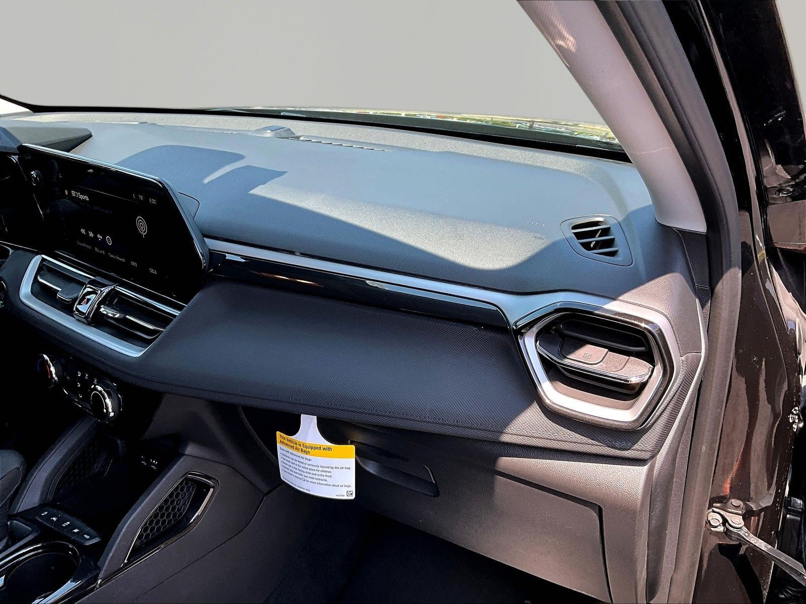 Used 2026 Chevrolet TrailBlazer LT AWD/4WD image 25