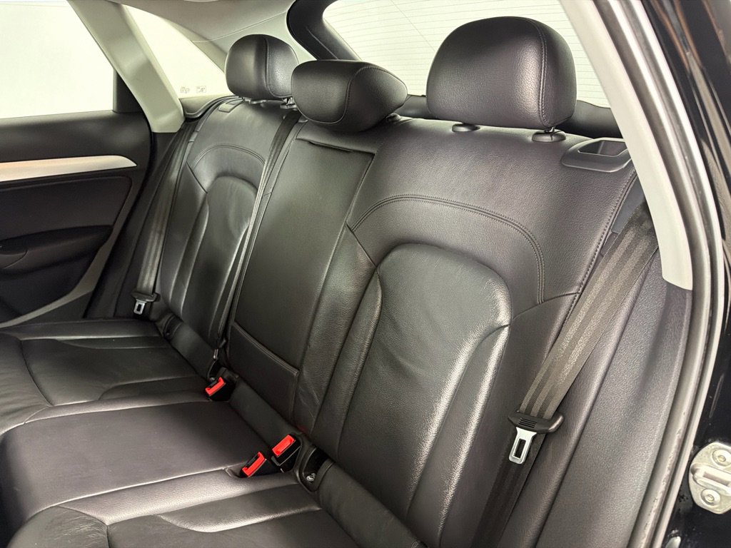 Used 2015 Audi Q3 2.0T Premium Plus w/ Driver Assistance Package FWD image 20