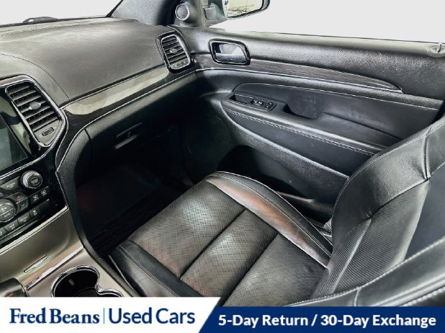 Used 2021 Jeep Grand Cherokee Overland AWD/4WD image 30