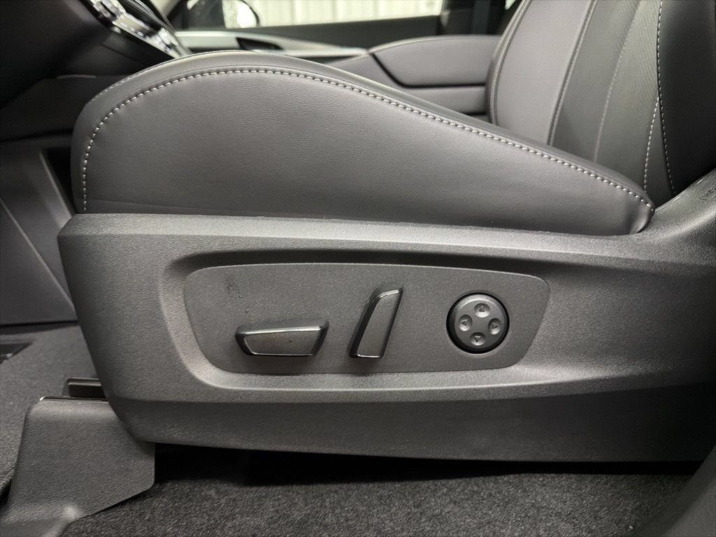 Used 2026 INFINITI QX60 Pure w/ Cargo Package FWD image 15