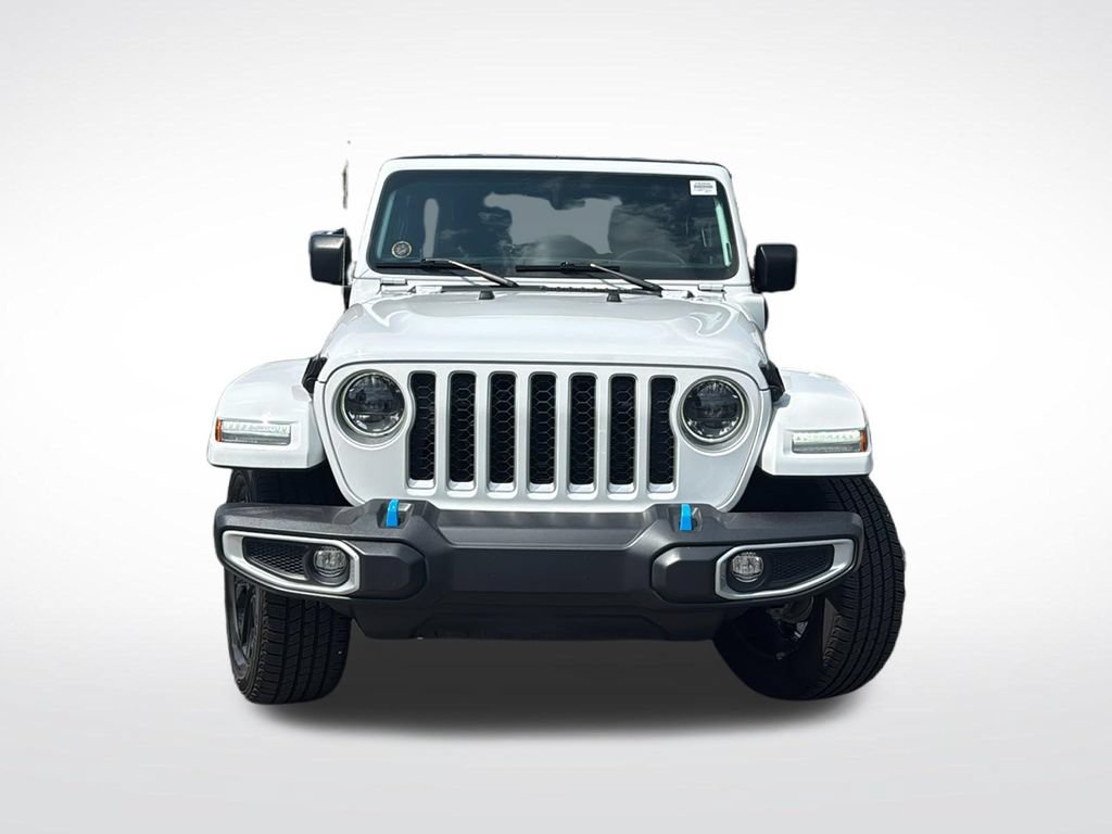 Used 2023 Jeep Wrangler Unlimited Sahara w/ Cold Weather Group AWD/4WD image 2