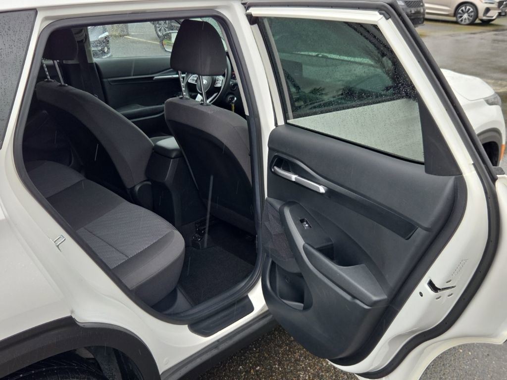 Used 2021 Kia Seltos LX image 17