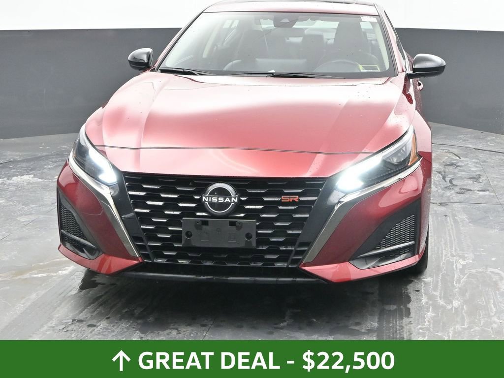 Used 2024 Nissan Altima 2.5 SR w/ SR Premium Package image 5