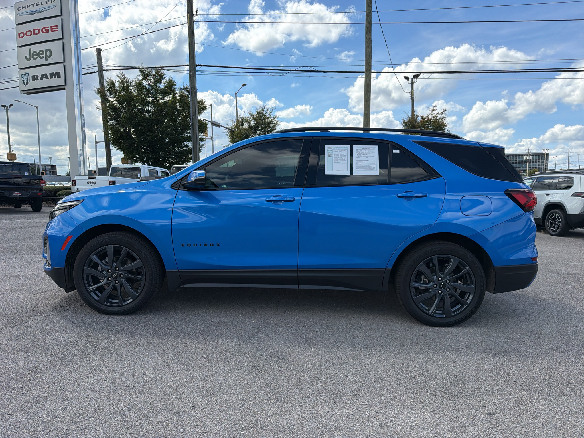 Used 2024 Chevrolet Equinox RS w/ RS Leather Package FWD image 10