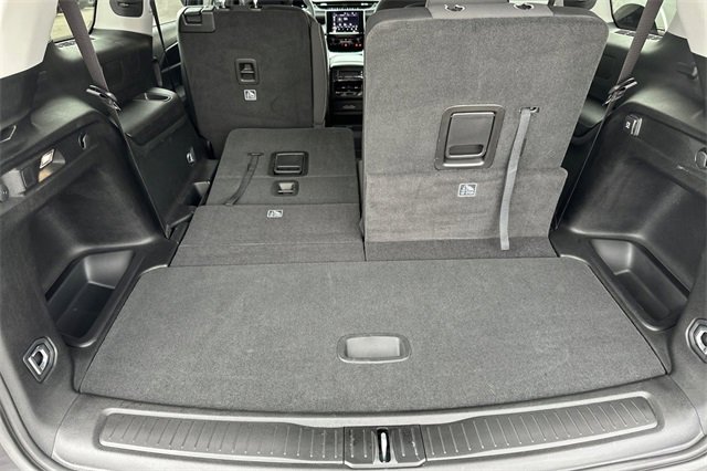 Certified 2023 Jeep Grand Cherokee L Laredo w/ Trailer Tow Group (B) image 17