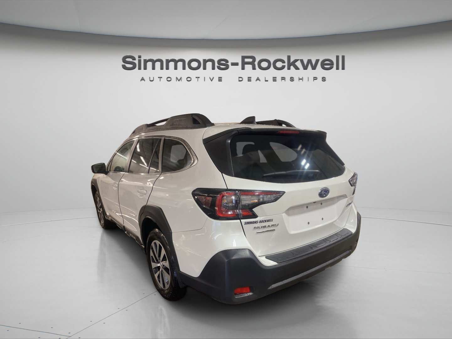 Used 2023 Subaru Outback Premium image 7